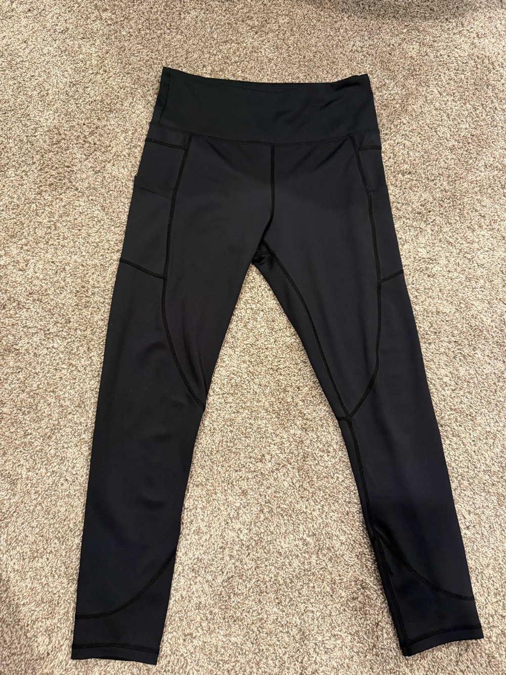 Black Light n Tight Hi-Rise 7/8 (with pockets) - Size 8/10